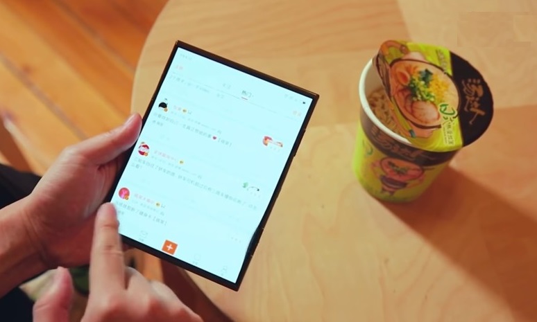 Складной смартфон Xiaomi на новом видео: компактный размер и намек на бюджетность