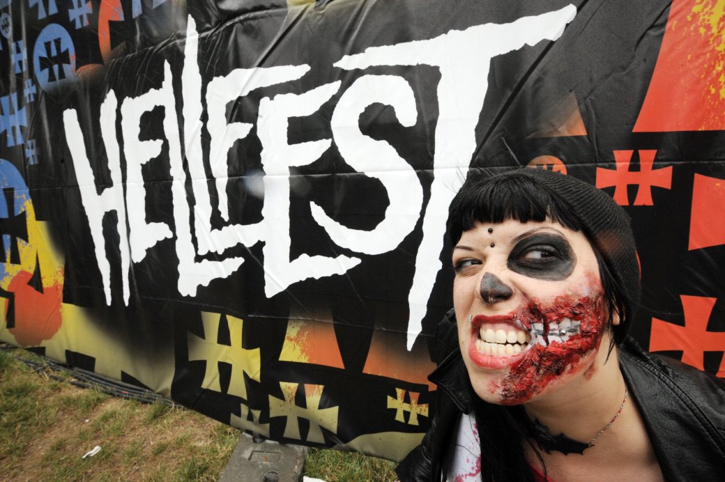 Видеорепортаж с метал-фестиваля Hellfest | Канобу Видеорепортаж с метал-фестиваля Hellfest | Канобу